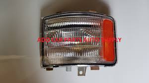 MITSUBISIHI 10 TON CORNER LAMP